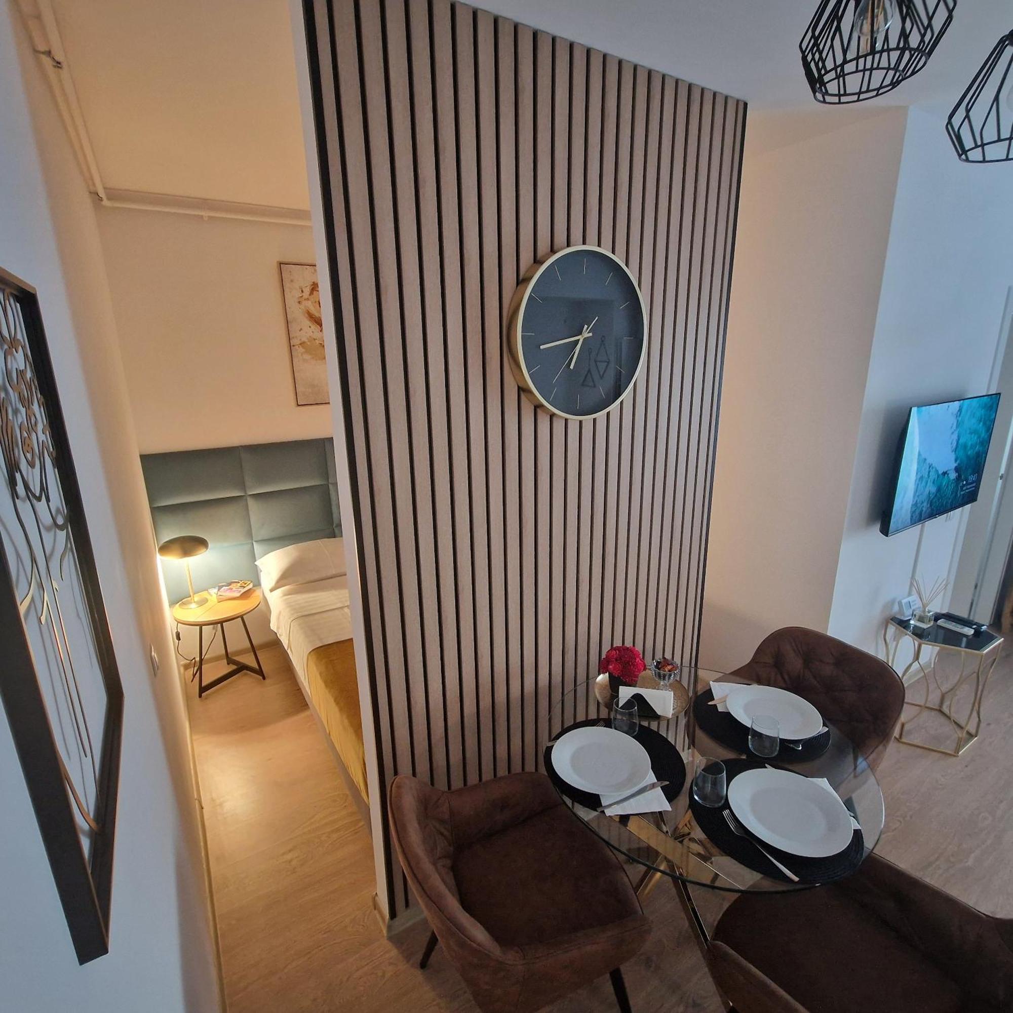 Irema Sunset View Studio Pallady Bucarest Extérieur photo